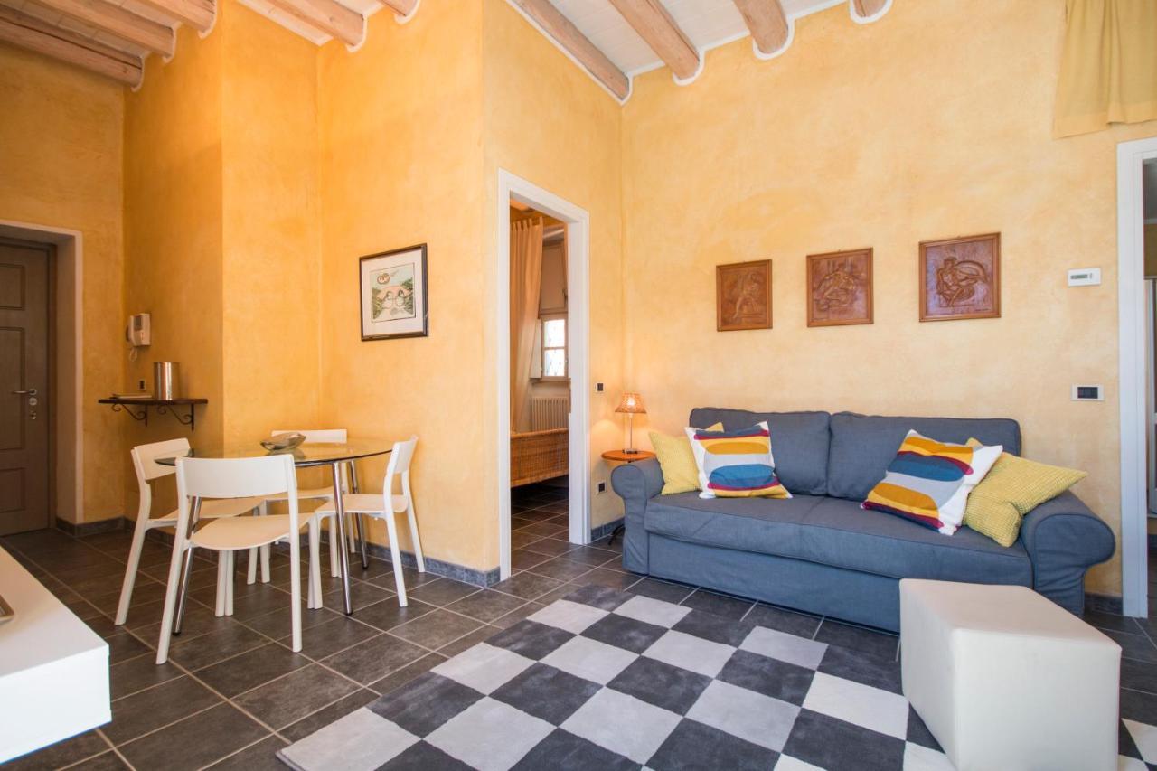 Rustic Suites At The Pier Of Brienno - The House Of Travelers Exterior photo